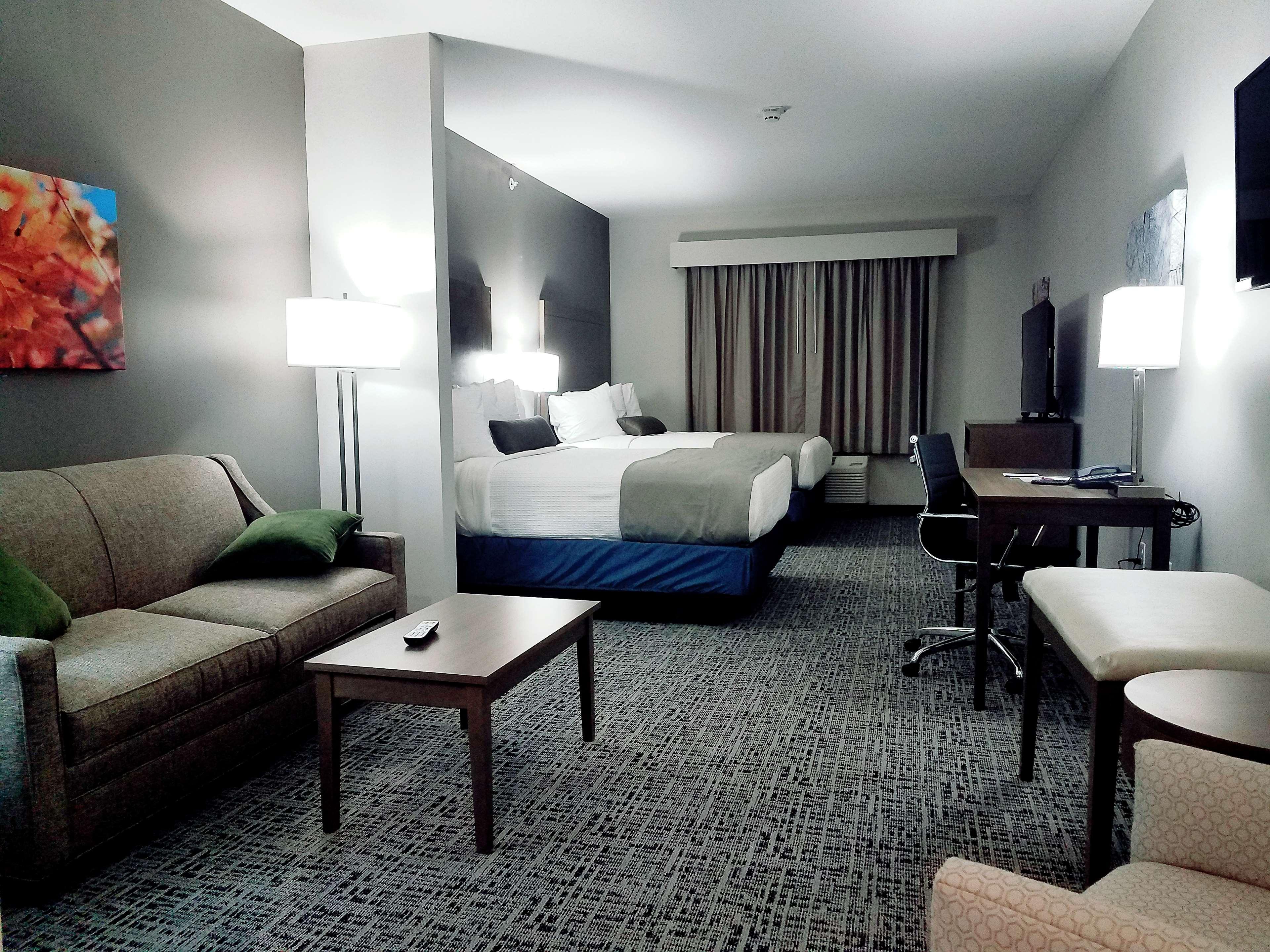 Best Western Plus Wayland Hotel Shelbyville Екстер'єр фото